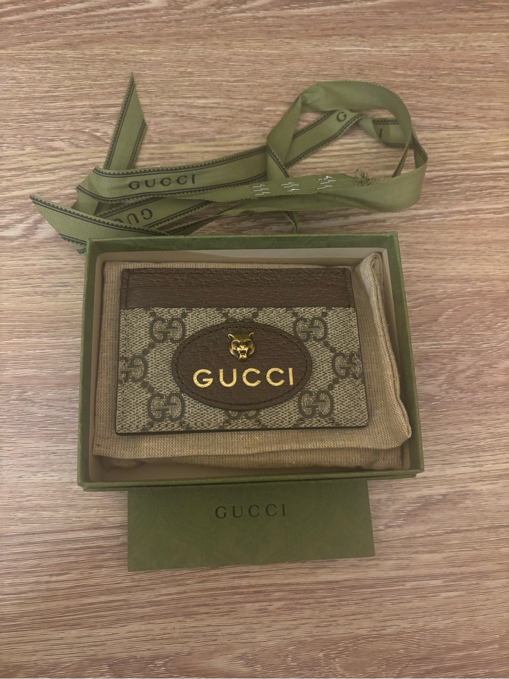 Gucci GG Supreme Neo Vintage Tiger Card Wallet